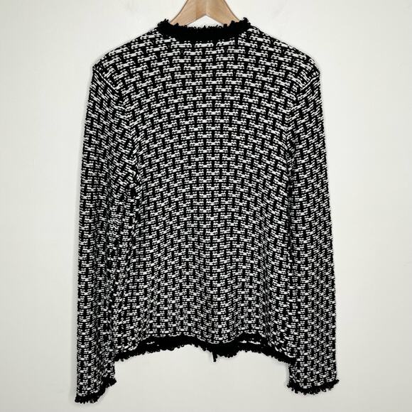 Tahari Womens Chunky Knit Cardigan Sweater Small Black White Pockets Preppy - Picture 8 of 11